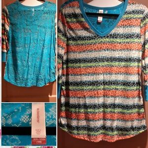 New ☆No Boundaries ☆ Ladies V-neck  Top